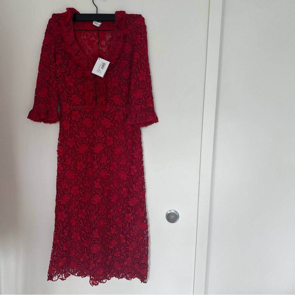 Scanlan Theodore Guipure V Neck Dress
